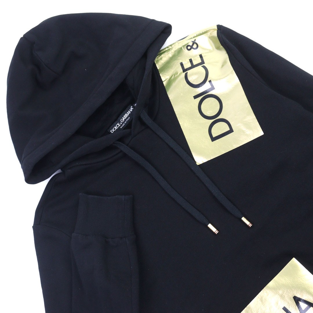 DOLCE&GABBANA(ドルチェアンドガッバーナ)の美品○DOLCE&GABBANA ドルチェ＆ガッバーナ G9JQ3T コットン100% 黒タグ ロゴプリント パーカー スウェットパンツ セットアップ ブラック ゴールド 44 イタリア製 正規品 メンズ メンズのスーツ(セットアップ)の商品写真
