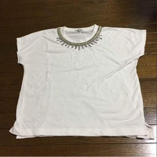 グローバルワーク(GLOBAL WORK)のらら様専用\☆/グローバル ワーク 首回り ビジュー Ｔシャツ S(Tシャツ(半袖/袖なし))