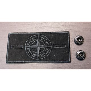 STONE ISLAND タグ　パッチ　ボタン２個セット　ブラック系