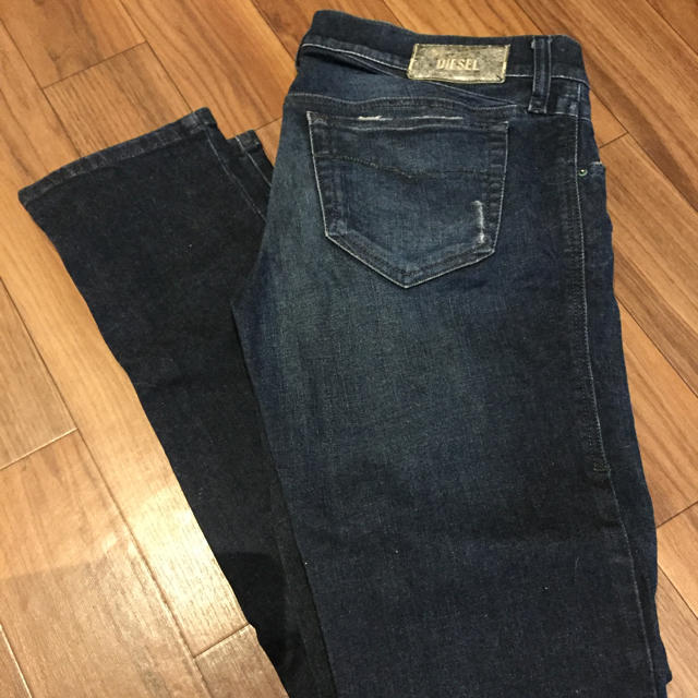 DIESEL(ディーゼル)のディーゼル☆スキ二ーデニム!!!!size28 レディースのパンツ(デニム/ジーンズ)の商品写真