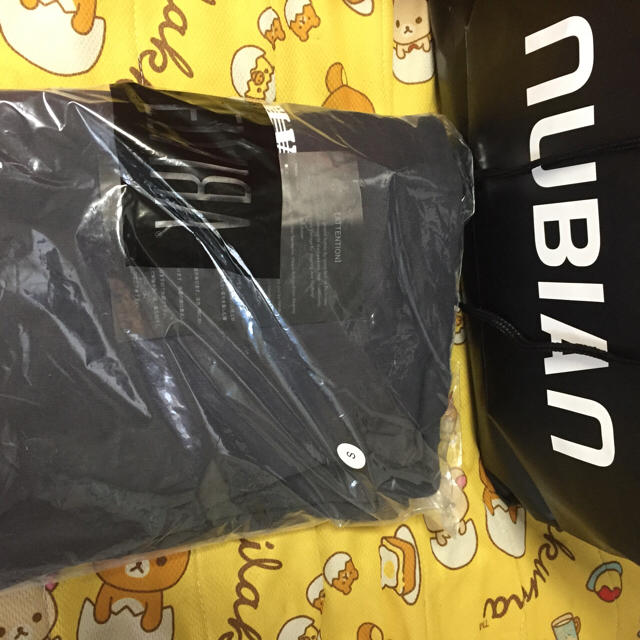 エルビラの Supreme エルビラの通販 by にょん(プロフ必読)|シュプリームならラクマ - 白濱亜嵐着用 カテゴリ