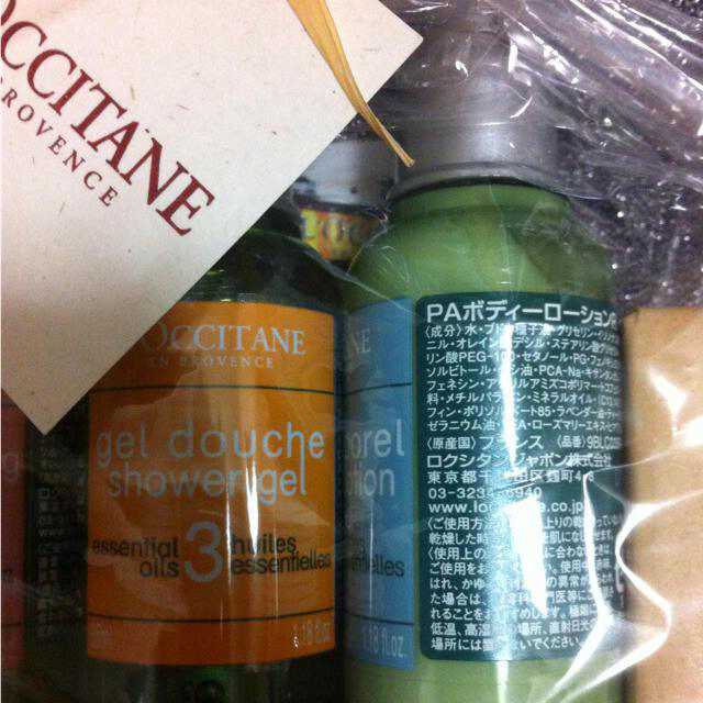 L'OCCITANE(ロクシタン)の【新品】ミニサイズSET コスメ/美容のヘアケア/スタイリング(ヘアケア)の商品写真