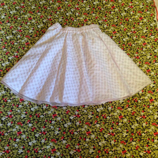 WEGO(ウィゴー)のBROWNY リバーシブルスカート（淡いパープル） レディースのスカート(ひざ丈スカート)の商品写真