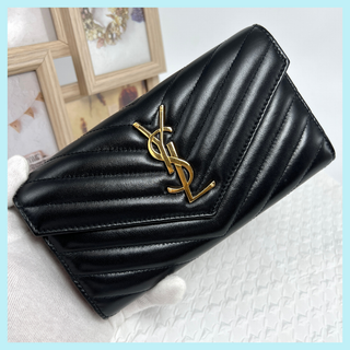 サンローラン(SAINT LAURENT)の✨美品✨YSLサンローラン　カサンドラ　マトラッセ　ラージフラップウォレット(財布)