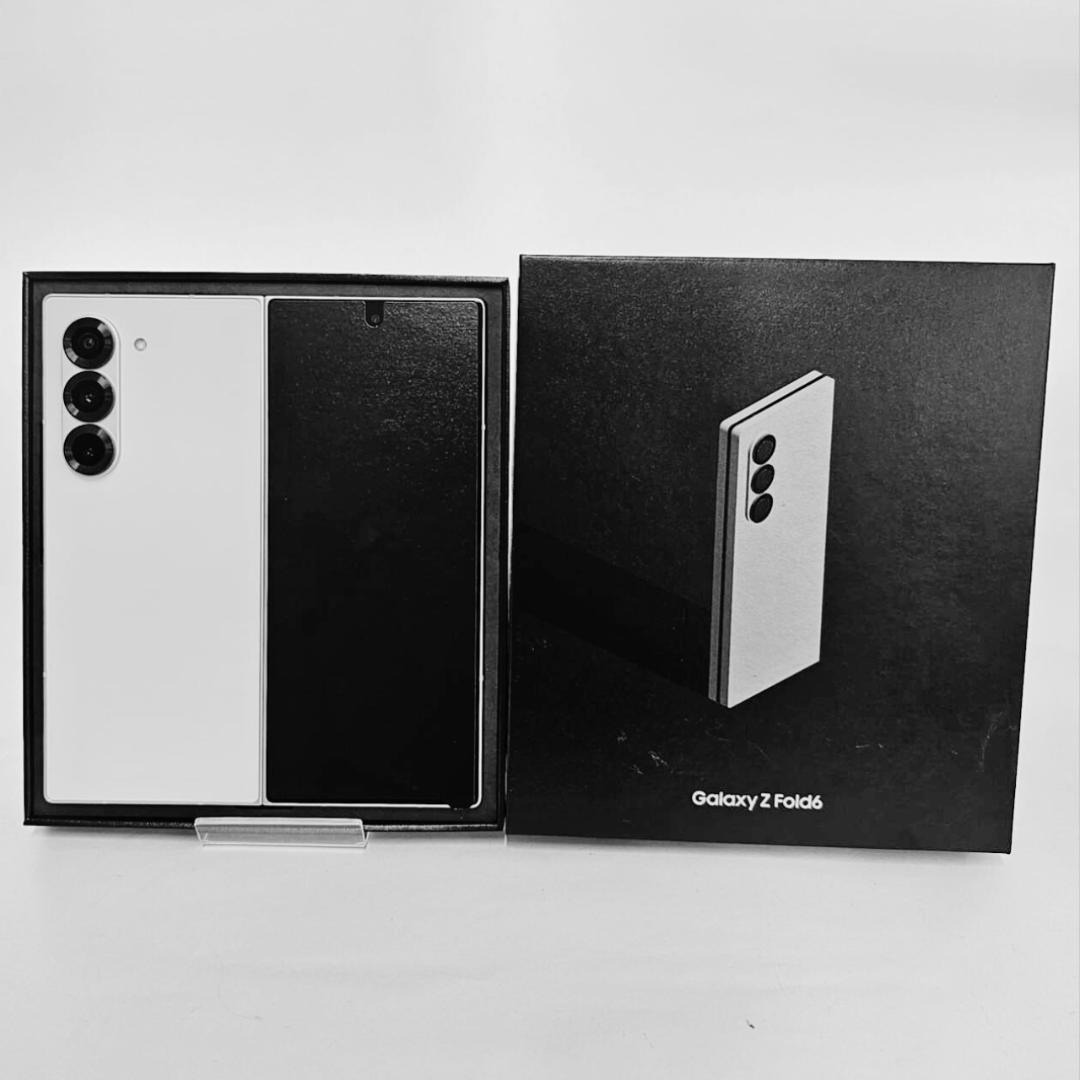 Galaxy Z FOLD6 512GB ホワイト SIMフリー 【極美品】