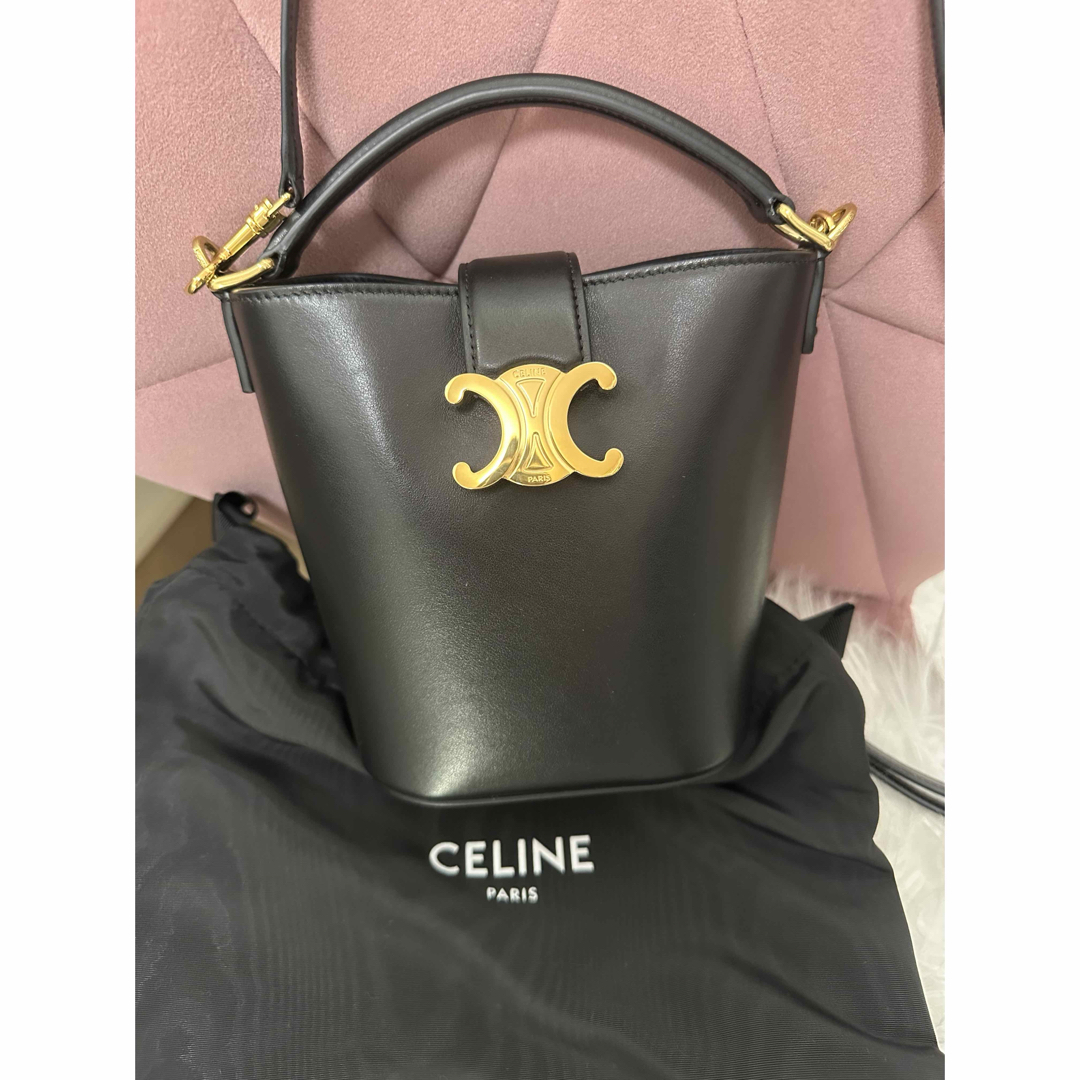 CELINE(セリーヌ)の最終値下げ CELINE バケットバッグ ルイーズ ミニ レディースのバッグ(ショルダーバッグ)の商品写真