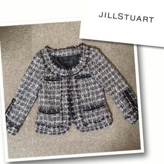 ジルスチュアート(JILLSTUART)のジルスチュアート ツイードジャケット ノーカラージャケット(ノーカラージャケット)