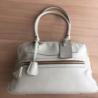 ★美品★J&M デヴィッドソ★Vivi ヴィヴィ ショルダーバッグ　グレージュ