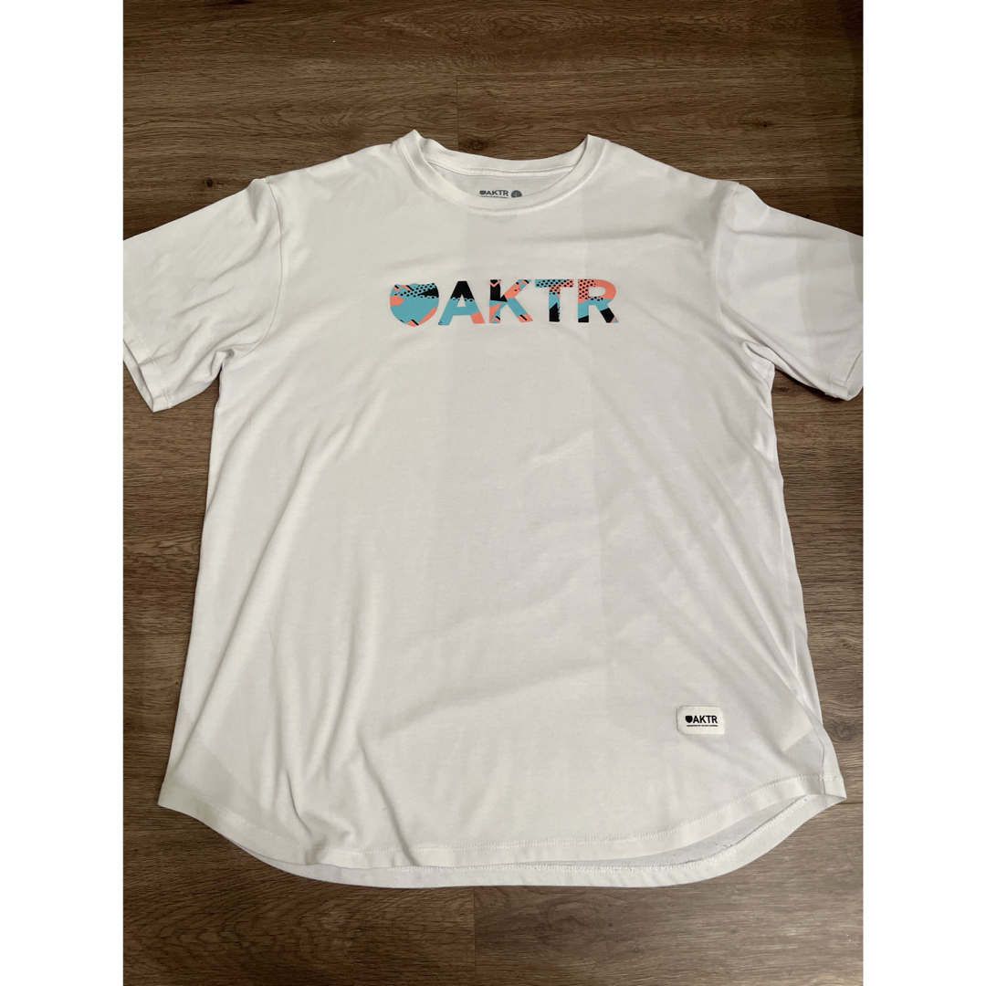 AKTR Tシャツ スポーツ/アウトドアのスポーツ/アウトドア その他(バスケットボール)の商品写真