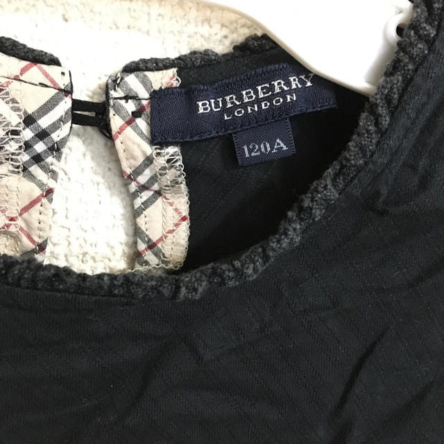 BURBERRY(バーバリー)のBurberry バーバリー 120 タンクトップ キッズ/ベビー/マタニティのキッズ服女の子用(90cm~)(Tシャツ/カットソー)の商品写真