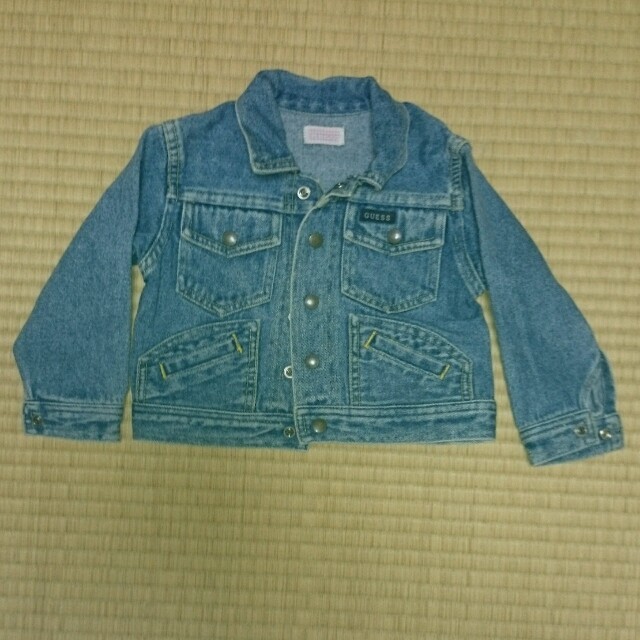 GUESS(ゲス)のGUESS ジージャン キッズ/ベビー/マタニティのキッズ服女の子用(90cm~)(ジャケット/上着)の商品写真