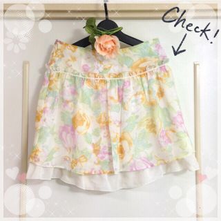 ロディスポット(LODISPOTTO)の美品＊華やかシフォン花柄ミニスカート(ミニスカート)