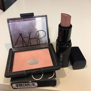 ナーズ(NARS)のNARS ブラッシュ 4033 ボビイブラウンベージュゴールド29(チーク)