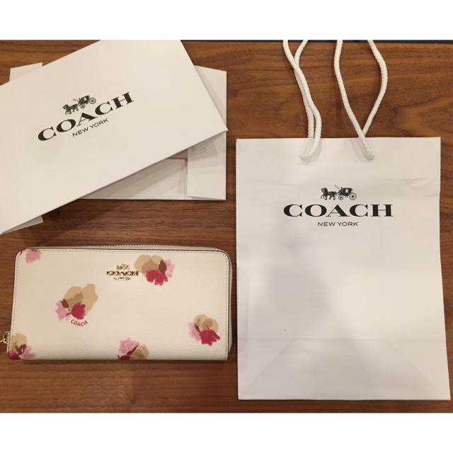 COACH(コーチ)の新品未使用★ COACH 長財布 ラウンドファスナー レディースのファッション小物(財布)の商品写真