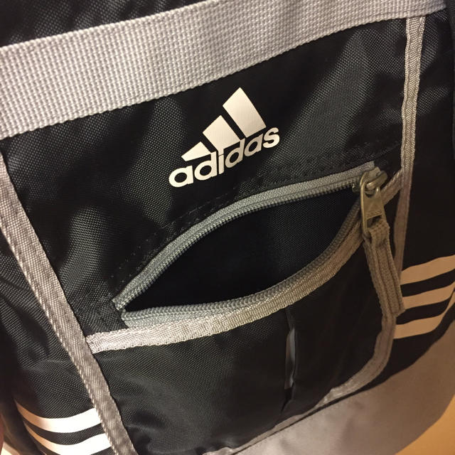 adidas(アディダス)の最終値下げ 新品 アディダス ボディバッグ メンズのバッグ(ボディーバッグ)の商品写真