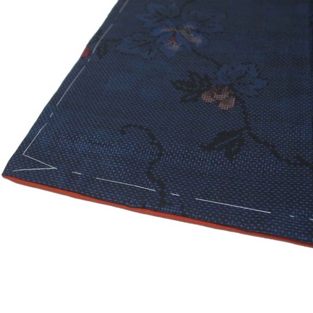 本場大島紬 着物 袷 泥染 7マルキ 青 黒 蔦 裄68 Ｌ 中古 sn1697 本場大島紬 着物 袷 泥染 7マルキ 青 黒 蔦 裄68 L 中古 sn1697