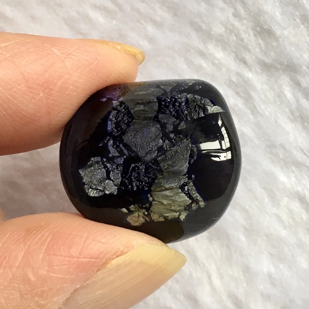 とんぼ玉 帯留め 三分紐用(手作りガラス)銀箔散らし紫 黒ベース レディースの水着/浴衣(和装小物)の商品写真