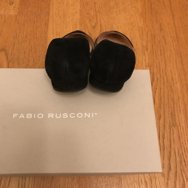 FABIO RUSCONI(ファビオルスコーニ)のFabio Rusconi スエードフラットシューズ レディースの靴/シューズ(バレエシューズ)の商品写真