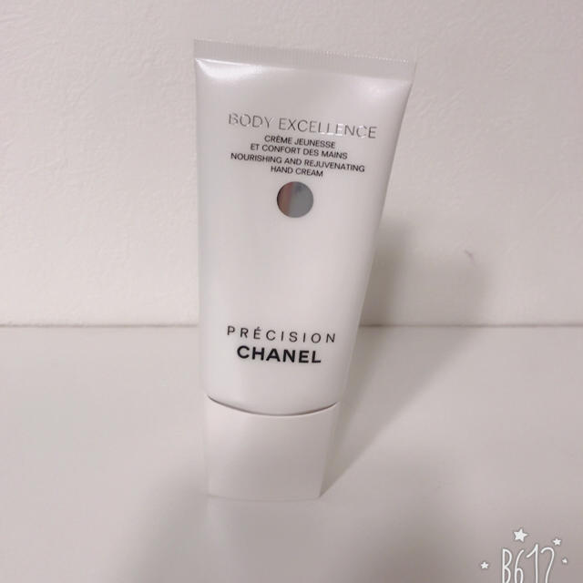 CHANEL(シャネル)のK様専用♡ コスメ/美容のボディケア(ハンドクリーム)の商品写真