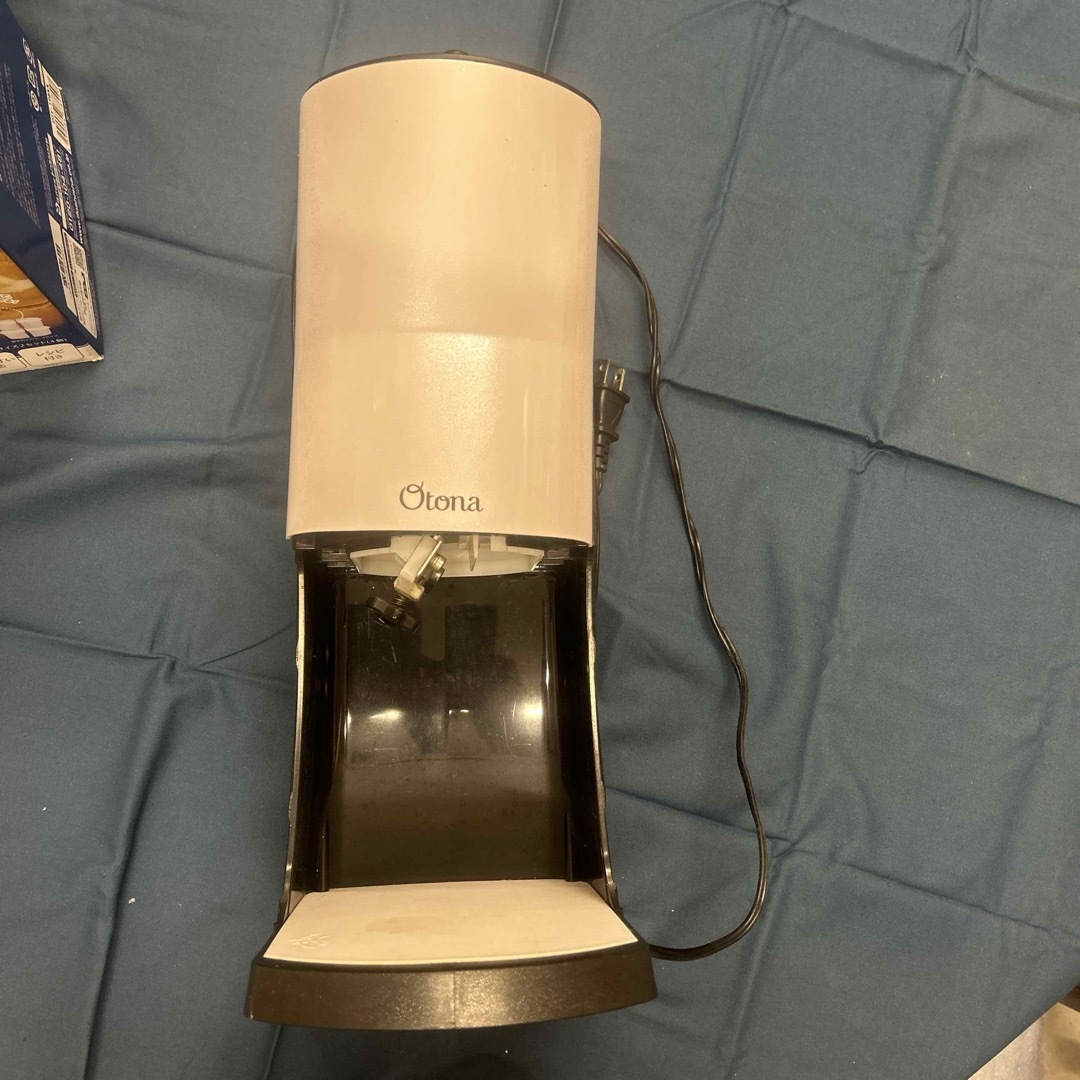 OTONA(オトナ)のかき氷機 スマホ/家電/カメラの調理家電(その他)の商品写真