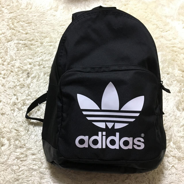 adidas(アディダス)のアディダスリュック レディースのバッグ(リュック/バックパック)の商品写真