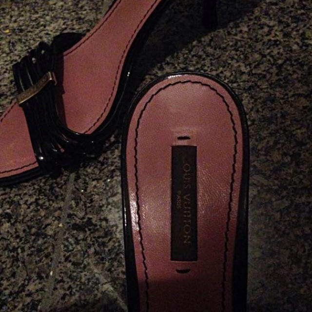 LOUIS VUITTON(ルイヴィトン)のルイヴィトン♡ヒール レディースの靴/シューズ(ハイヒール/パンプス)の商品写真