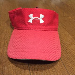 アンダーアーマー(UNDER ARMOUR)のUNDER ARMOUR サンバイザー赤 専用です！(その他)