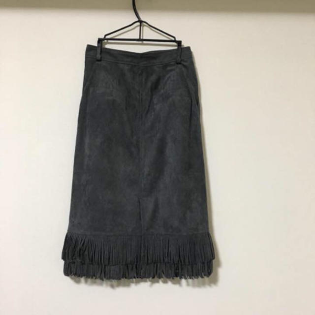 URBAN RESEARCH(アーバンリサーチ)のフェイクスエードフリンジスカート レディースのスカート(ひざ丈スカート)の商品写真