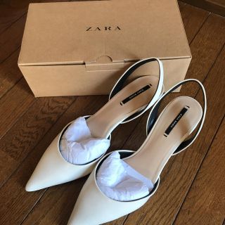 ザラ(ZARA)のZARA 白パンプス39(ハイヒール/パンプス)