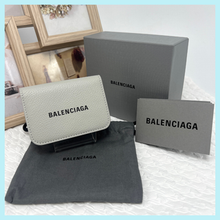 バレンシアガ(BALENCIAGA)の✨極美品✨BALENCIAGA バレンシアガ エブリデイ　ミニウォレット(財布)