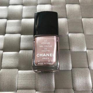 シャネル(CHANEL)のCHANEL LE VERNIS 73 VIOLETTE(マニキュア)