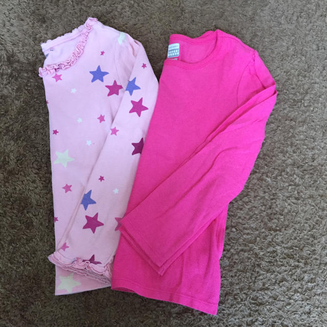 Old Navy(オールドネイビー)のGAP★OLDNAVYロンT2枚セット5T110cm キッズ/ベビー/マタニティのキッズ服女の子用(90cm~)(Tシャツ/カットソー)の商品写真