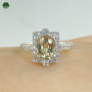 【31-25】 クリソベリル　ダイヤ　リング　1.65ct　D0.14ct(リング(指輪))