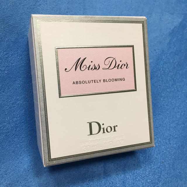 Christian Dior(クリスチャンディオール)のミスディオール アブソリュートリー ブルーミング香水 コスメ/美容の香水(香水(女性用))の商品写真