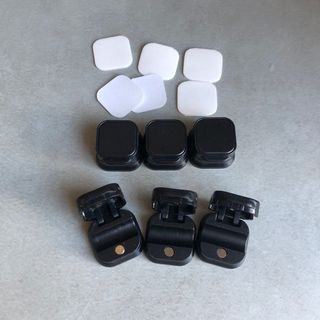 ケーブルホルダー　マグネットクリップ　6個入り　ブラック　ケーブル　収納　固定(その他)