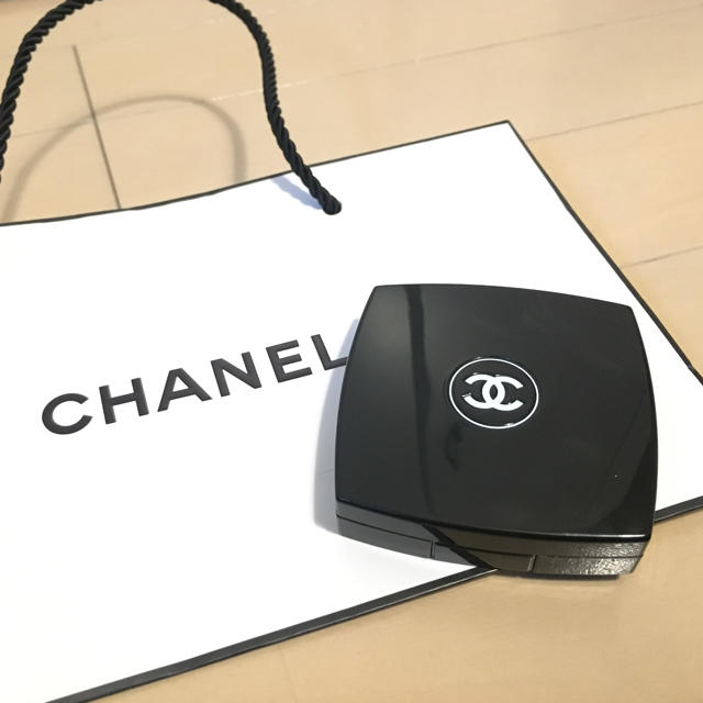 CHANEL(シャネル)のCHANEL♡チーク サンプル付き コスメ/美容のベースメイク/化粧品(チーク)の商品写真