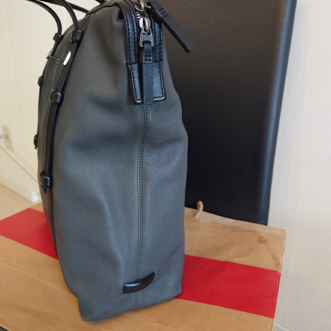 TUMI 68990IRN MISSION 「ヨーク」 レザー トートバッグ TUMI 68990IRN MISSION 「ヨーク」 レザー トートバッグ