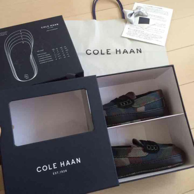 Cole Haan(コールハーン)の【新品・定価10800円】コールハーン キッズ ベビー 靴 カモフラ ドルガバ  キッズ/ベビー/マタニティのベビー靴/シューズ(~14cm)(ローファー)の商品写真