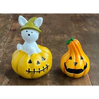 【新品】ハロウィンの置物(2つ)