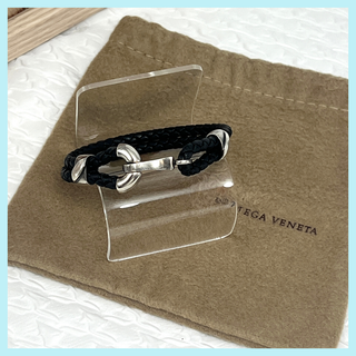 ボッテガヴェネタ(BOTTEGA VENETA)の✨極美品✨ボッテガ・ヴェネタ イントレチャート　レザーブレスレット　SV925(ブレスレット)