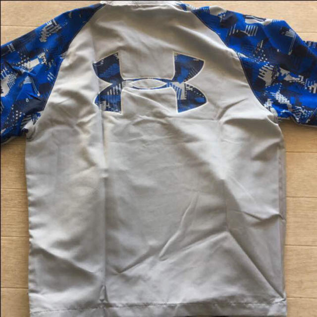 UNDER ARMOUR(アンダーアーマー)の値下げ アンダーアーマー 150 130.140.160 ウィンドブレイカー   キッズ/ベビー/マタニティのキッズ服男の子用(90cm~)(ジャケット/上着)の商品写真