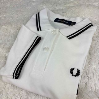 フレッドペリー(FRED PERRY)のG3600 フレッドペリー　ポロシャツ　半袖　38 M 白　黒 レディース(ポロシャツ)