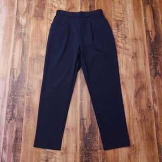 トップバリュ タックテーパードパンツ レディース Mサイズ ネイビー QI14(カジュアルパンツ)