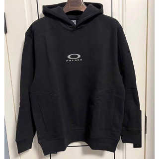 OAKLEY PALACE black hoodie