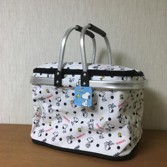 Snoopy 新品 ラスト1点 スヌーピー 保冷バスケット 保冷バッグの通販 By もに S Shop スヌーピーならラクマ