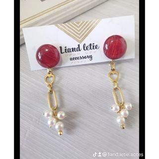 ◆赤いカボションとパールのピアス/イヤリング◆Liandletie◆