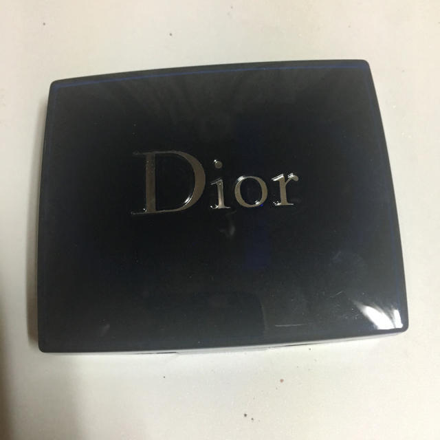 Christian Dior(クリスチャンディオール)のディオール チーク ケース破損 コスメ/美容のベースメイク/化粧品(チーク)の商品写真