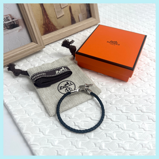 ✨極美品✨Hermèsエルメス　グレナン　レザーブレスレット　T1　レディース