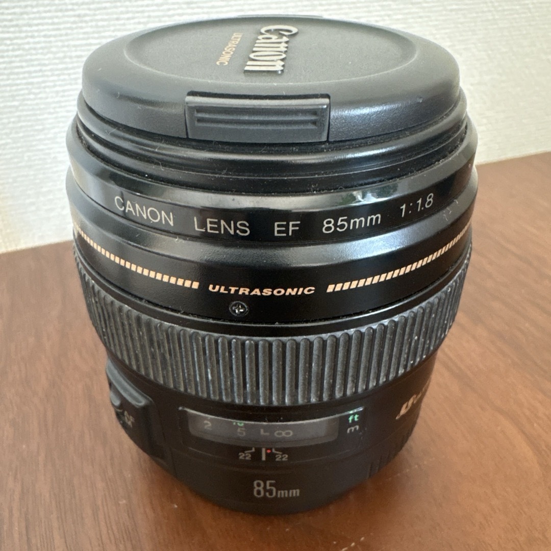 Canon EF 85mm f/1.8 レンズ