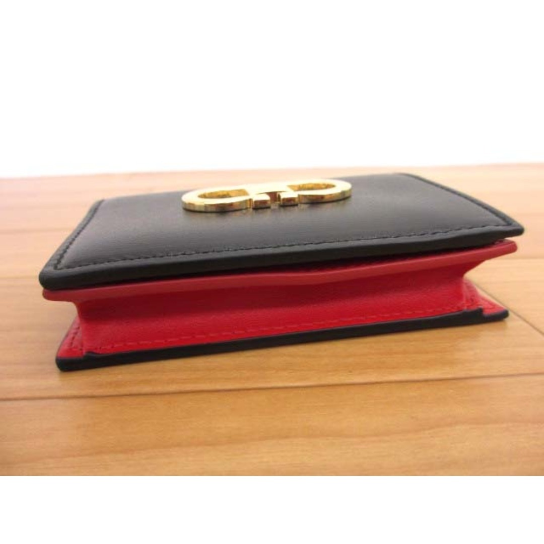 FERRAGAMO(フェラガモ)の美品 フェラガモ 220627 ダブルガンチーニ コンパクト財布 レディースのファッション小物(財布)の商品写真